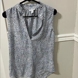 Carolina Belle Black and White Sleeveless Blouse